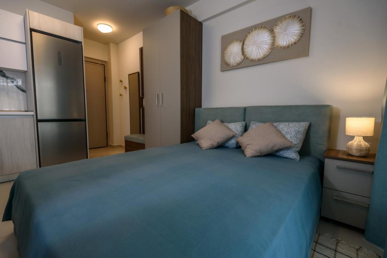 Itaka Studio Apartments - Halkidiki Suites Com Nikiti  Bagian luar foto